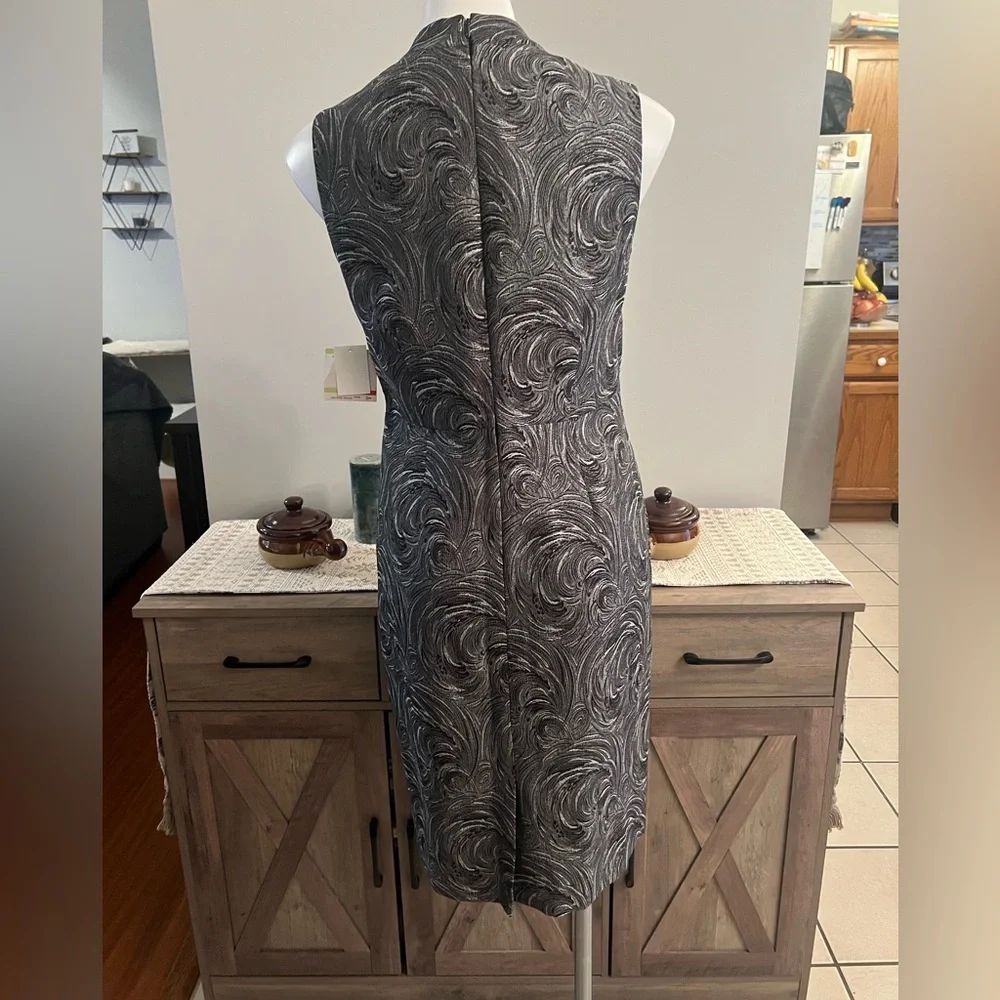 NWT Kasper silver multi design shift dress - Picture 5 of 5